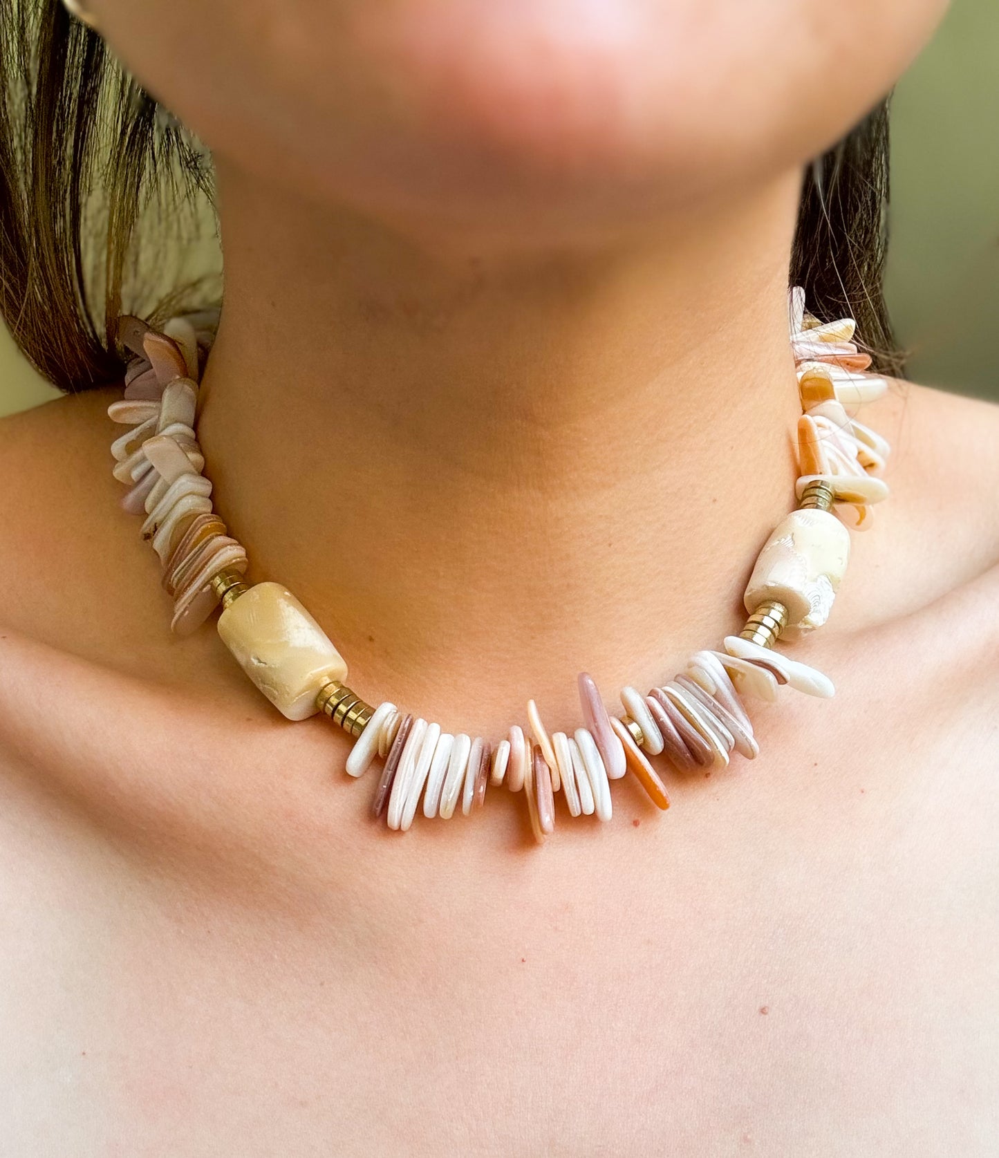 Collar Blanca Orilla