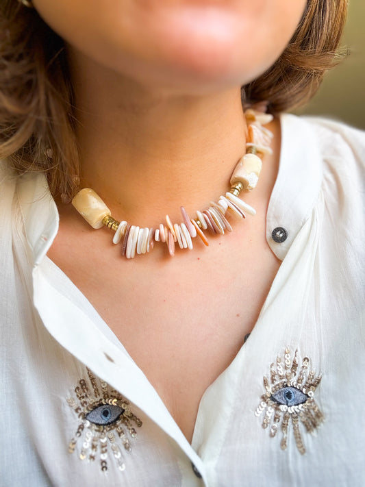 Collar Blanca Orilla